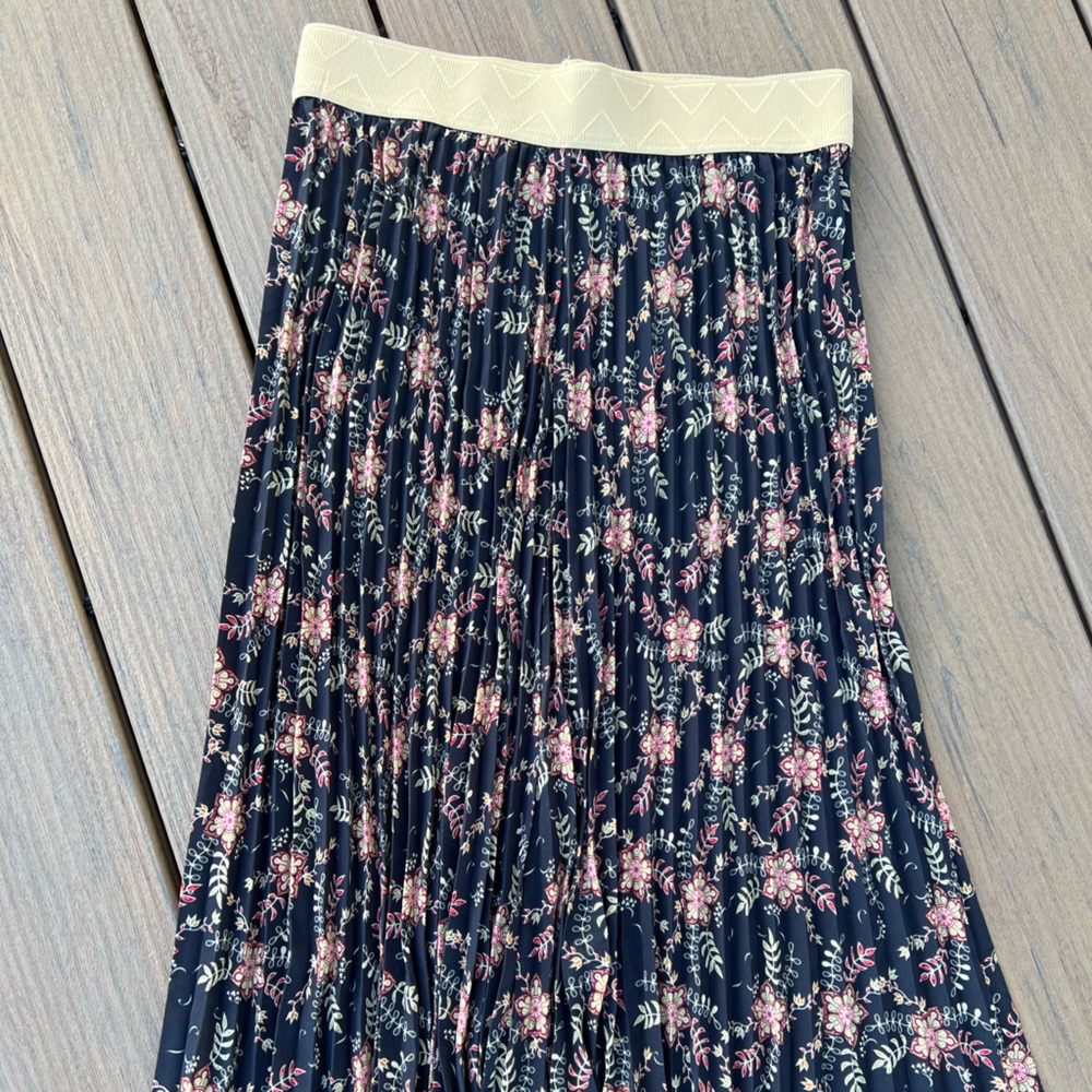 LuLaRoe Jill skirt